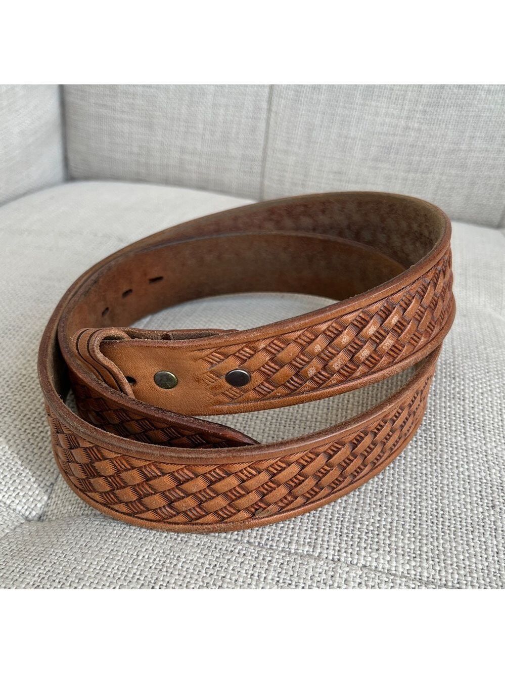 WESTERN Style Belt Tan Leather Basket Weave Design No Buckle Rodeo Stampede